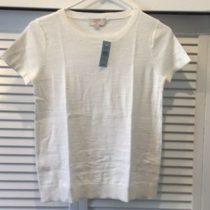 Short sleeve white top
